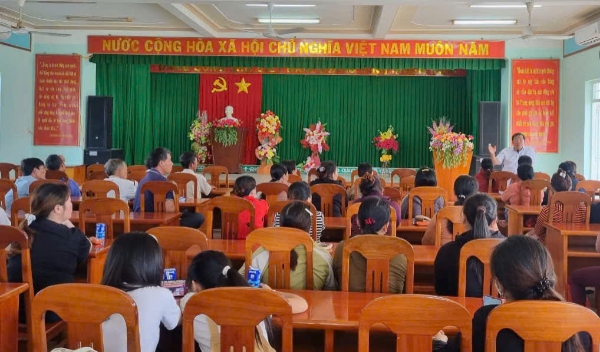 Hình ảnh cho bài viết Phú Hòa: Đẩy mạnh truyền thông về chính sách BHXH, BHYT  